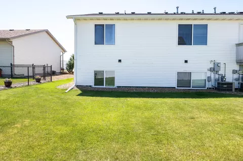 726 Brome Ave, Bismarck, ND 58503 photo 21