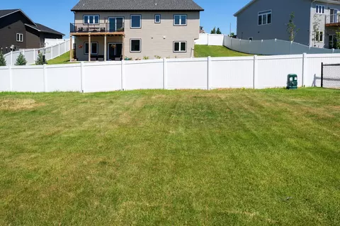 726 Brome Ave, Bismarck, ND 58503 photo 22