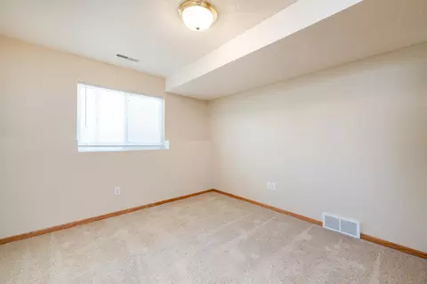 726 Brome Ave, Bismarck, ND 58503 photo 16