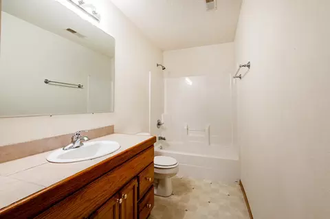 726 Brome Ave, Bismarck, ND 58503 photo 19