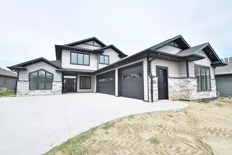 1110 Community Loop, Bismarck, ND 58503 photo 1