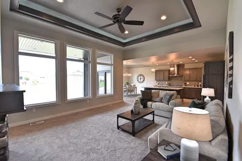 1110 Community Loop, Bismarck, ND 58503 photo 5