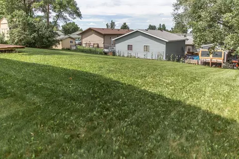 48 Custer Dr, Lincoln, ND 58504 photo 4