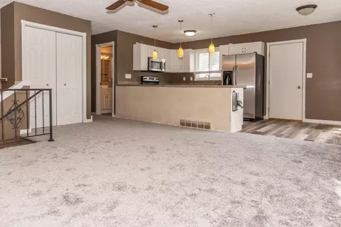 48 Custer Dr, Lincoln, ND 58504 photo 8
