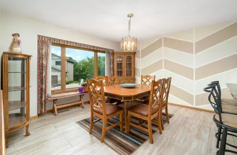 2612 Divide Ave, Bismarck, ND 58501 photo 2