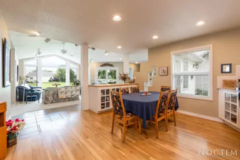 3016 N Shore Loop SE, Mandan, ND 58554 photo 10
