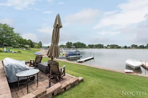 3016 N Shore Loop SE, Mandan, ND 58554 photo 3