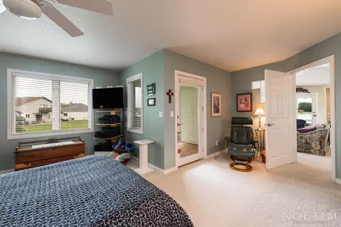 3016 N Shore Loop SE, Mandan, ND 58554 photo 21