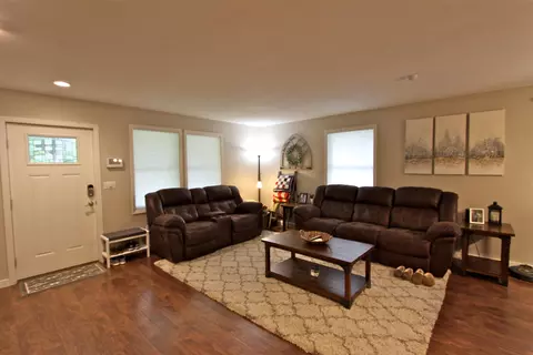 134 Riverside Park Rd, Bismarck, ND 58501 photo 8