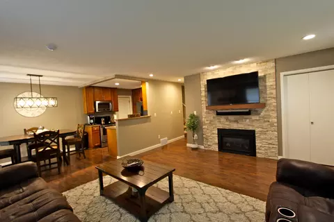 134 Riverside Park Rd, Bismarck, ND 58501 photo 3