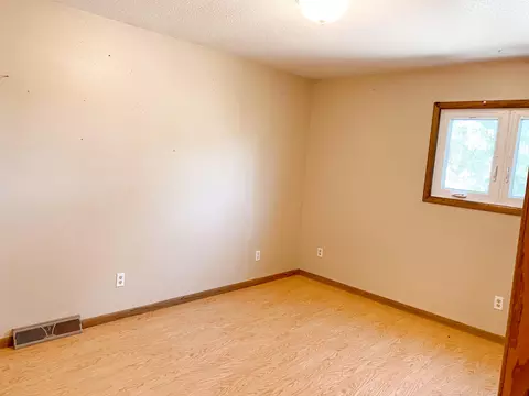 68 6th Ave E, Flasher, ND 58535 photo 25