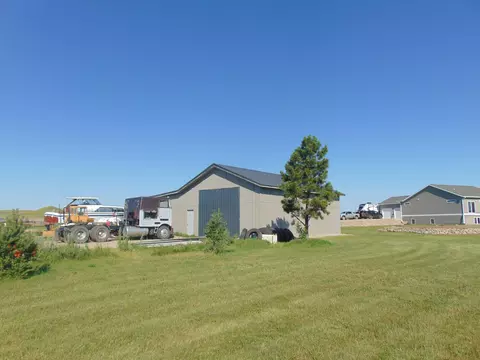 2757 Lyons Rd, Mandan, ND 58554 photo 4