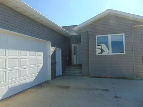 2757 Lyons Rd, Mandan, ND 58554 photo 12