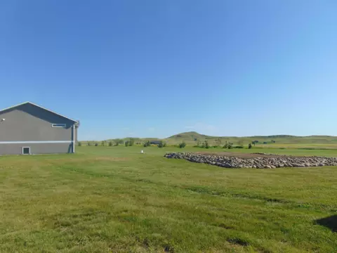 2757 Lyons Rd, Mandan, ND 58554 photo 5