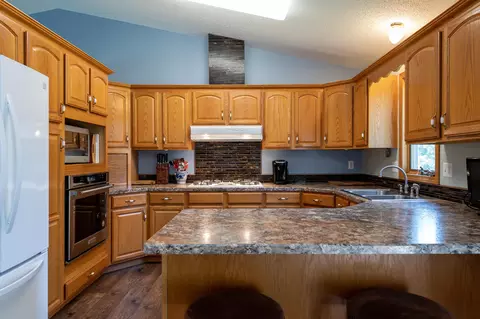 1007 20th St SE, Mandan, ND 58554 photo 5