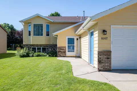 1007 20th St SE, Mandan, ND 58554 photo 16