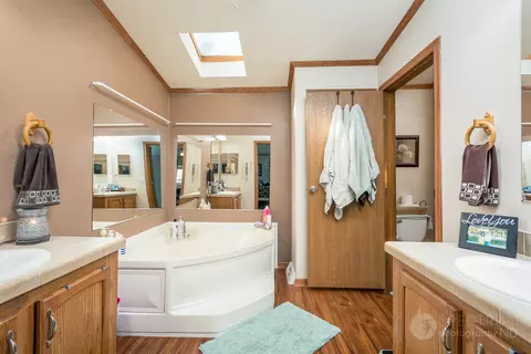 3810 N Valley Loop, Bismarck, ND 58503 photo 11