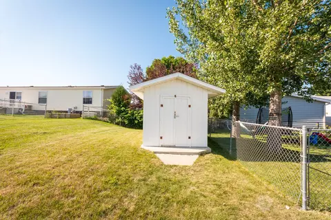 3810 N Valley Loop, Bismarck, ND 58503 photo 21