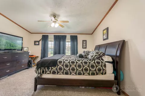 3810 N Valley Loop, Bismarck, ND 58503 photo 10