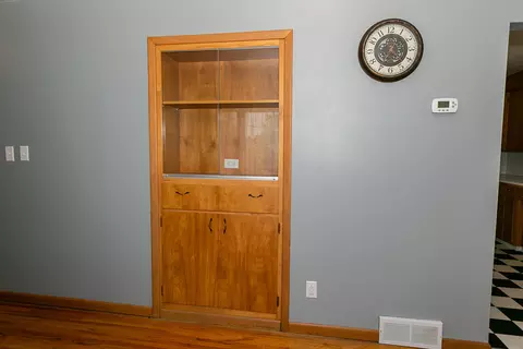 1402 Divide Ave E, Bismarck, ND 58501 photo 31