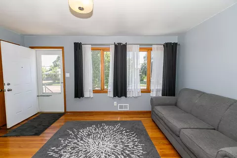 1402 Divide Ave E, Bismarck, ND 58501 photo 17