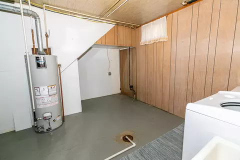 1402 Divide Ave E, Bismarck, ND 58501 photo 35