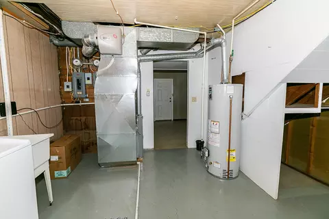 1402 Divide Ave E, Bismarck, ND 58501 photo 37