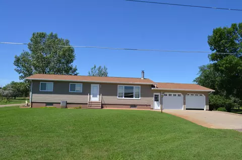 421 County Rd SE, Beulah, ND 58523 photo 1