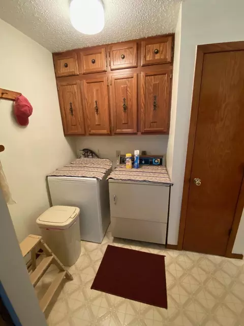 421 County Rd SE, Beulah, ND 58523 photo 8