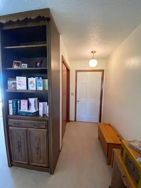 421 County Rd SE, Beulah, ND 58523 photo 5