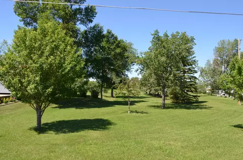421 County Rd SE, Beulah, ND 58523 photo 15