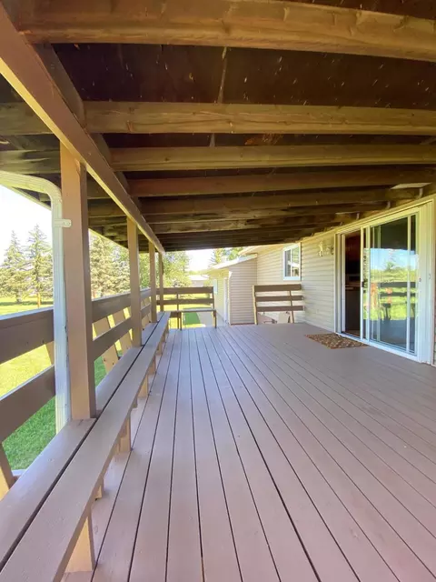 421 County Rd SE, Beulah, ND 58523 photo 19