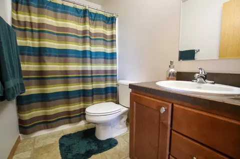 7900 Limestone Ln, Bismarck, ND 58503 photo 9