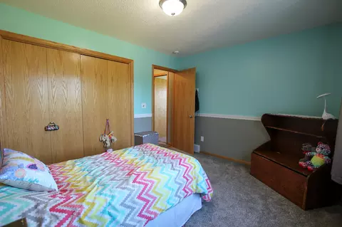7900 Limestone Ln, Bismarck, ND 58503 photo 15