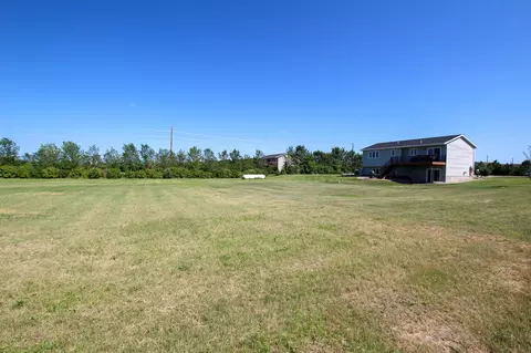 7900 Limestone Ln, Bismarck, ND 58503 photo 34