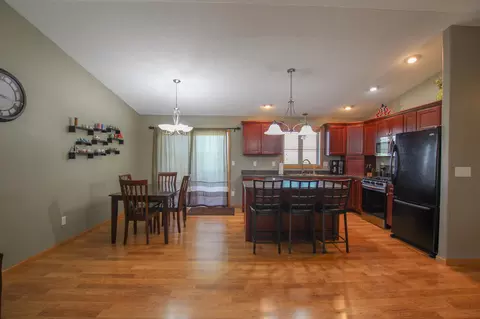 7900 Limestone Ln, Bismarck, ND 58503 photo 6