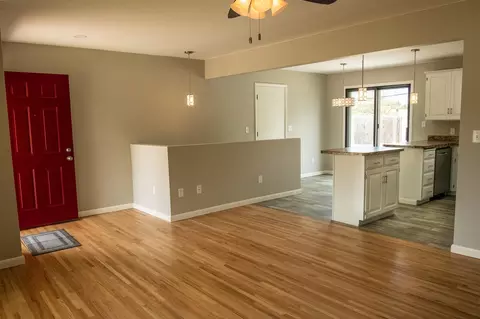 1710 Sunset Dr NW, Mandan, ND 58554 photo 6