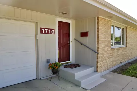 1710 Sunset Dr NW, Mandan, ND 58554 photo 24