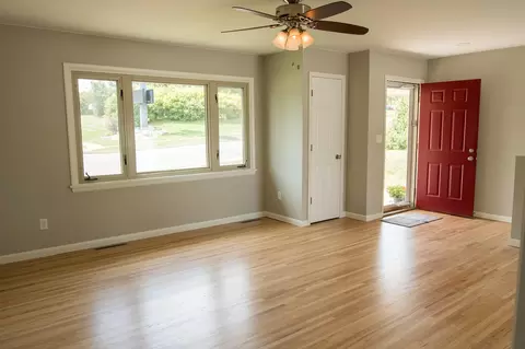1710 Sunset Dr NW, Mandan, ND 58554 photo 7