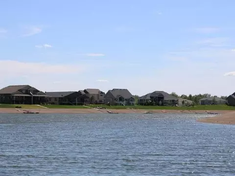 4313 Downing St, Bismarck, ND 58504 photo 9