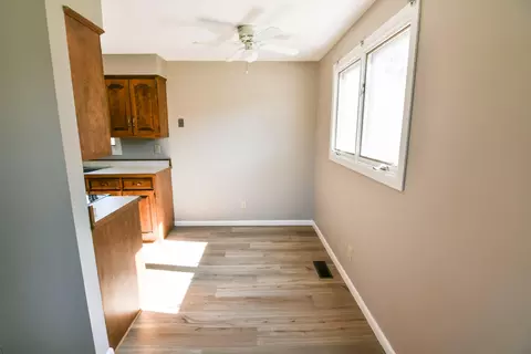 432 E Turnpike Ave, Bismarck, ND 58501 photo 6