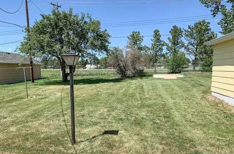 432 E Turnpike Ave, Bismarck, ND 58501 photo 20