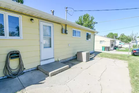 432 E Turnpike Ave, Bismarck, ND 58501 photo 18
