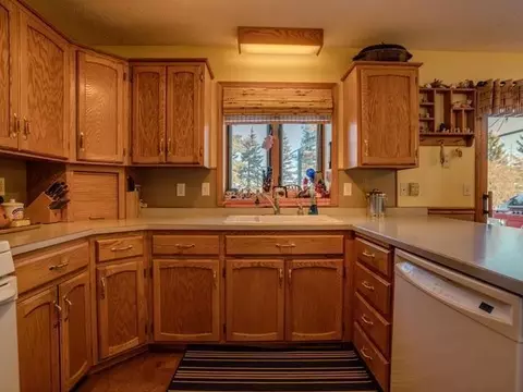 2224 Capitol Ave E, Bismarck, ND 58501 photo 5