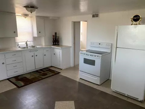 305 6th Ave NE, Mandan, ND 58554 photo 16