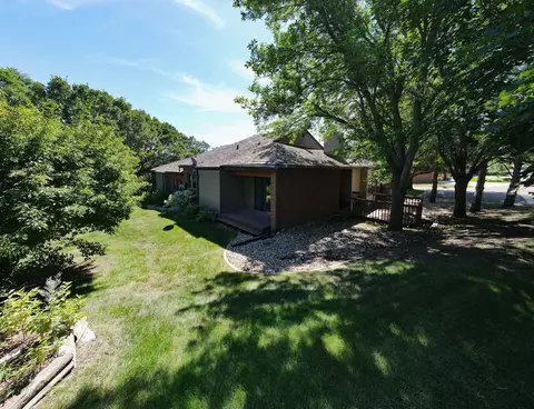 2626 E Divide Ave, Bismarck, ND 58501 photo 3