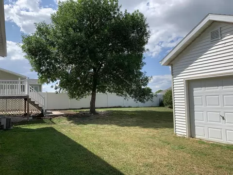 4 Santee Road Rd, Lincoln, ND 58504 photo 22