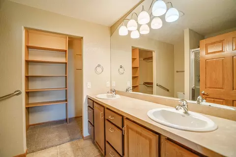 921 Baffin Loop, Bismarck, ND 58503 photo 19