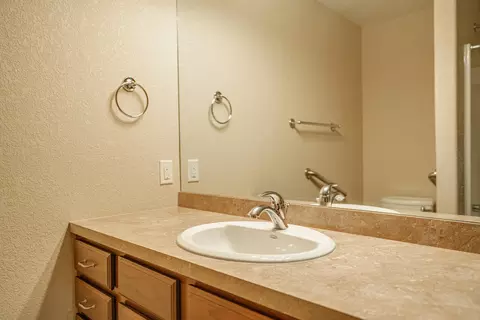 921 Baffin Loop, Bismarck, ND 58503 photo 22