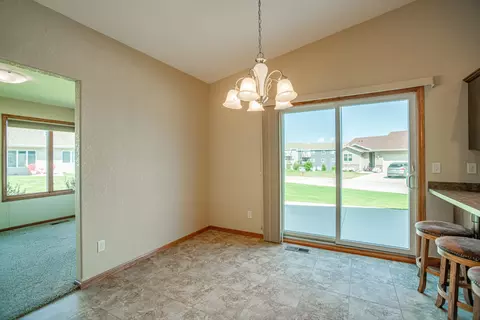 921 Baffin Loop, Bismarck, ND 58503 photo 12
